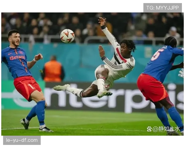 曼联强势问鼎欧联杯，状态回暖开启辉煌新篇章