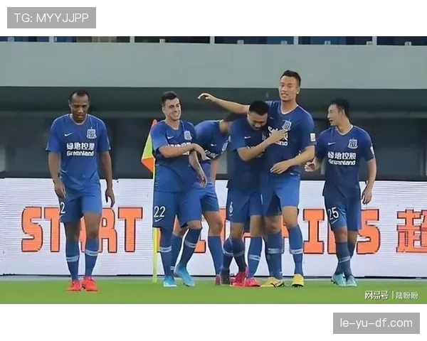 德甲冬窗转会盘点：新援亮相与离队潮引关注