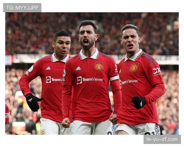 拉什福德破门助曼联逆转取胜，球队状态回暖引关注