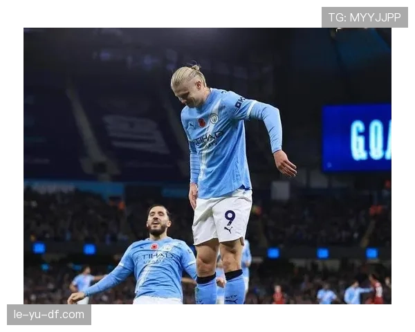 吉布斯-怀特状态回暖，助球队在英超逆转获胜表现稳健